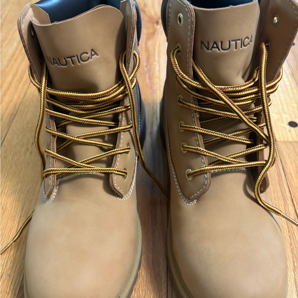 Nautica Men's Tan Lace-Up Work Boots with Yellow-Brown Laces